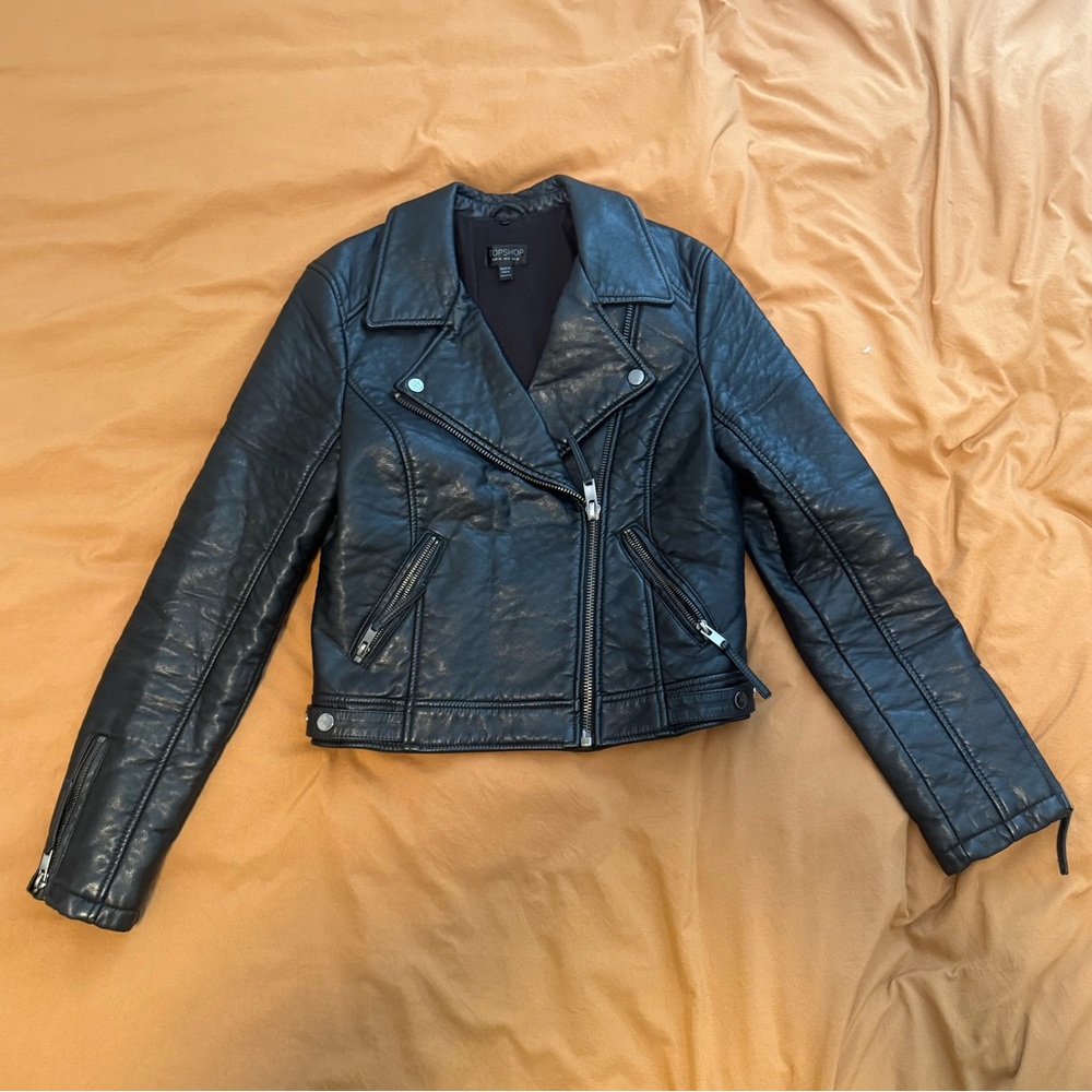 💃🏻 SOLD 💃🏻 Topshop Black Leather Moto Jacket